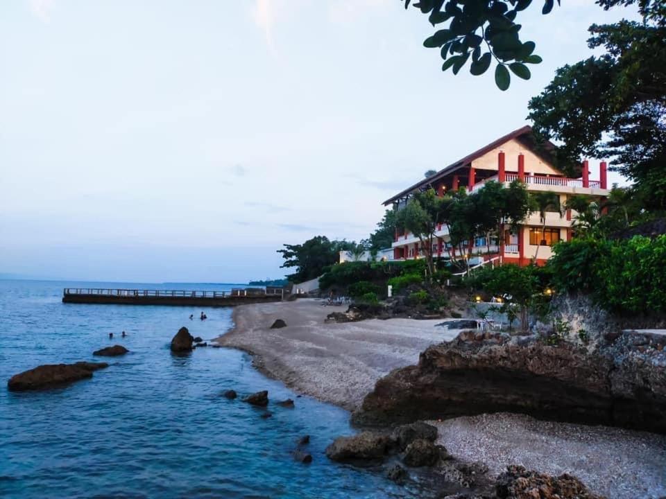 Wuthering Heights Bed & Breakfast By The Sea Dumaguete City Zewnętrze zdjęcie