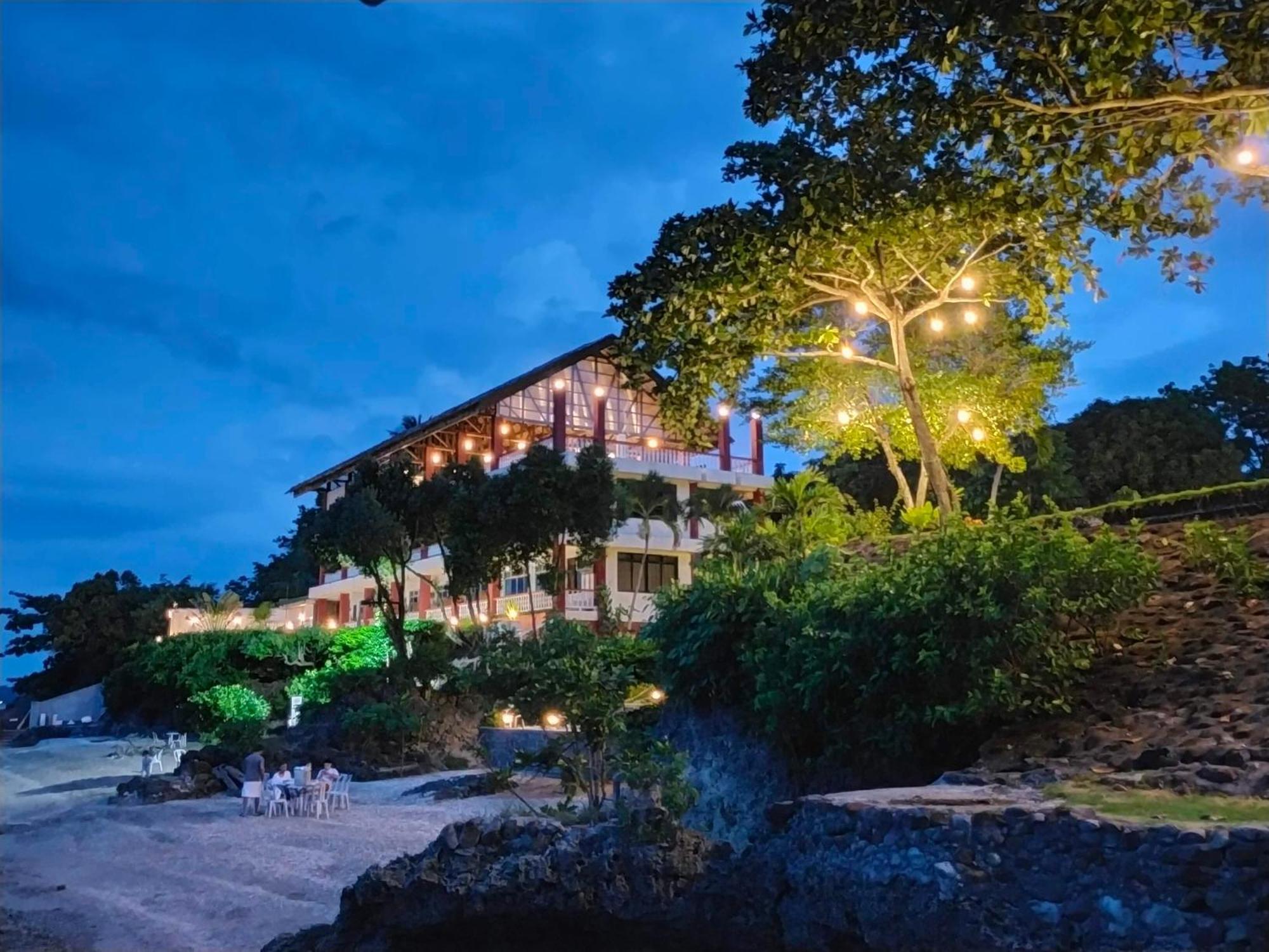 Wuthering Heights Bed & Breakfast By The Sea Dumaguete City Zewnętrze zdjęcie